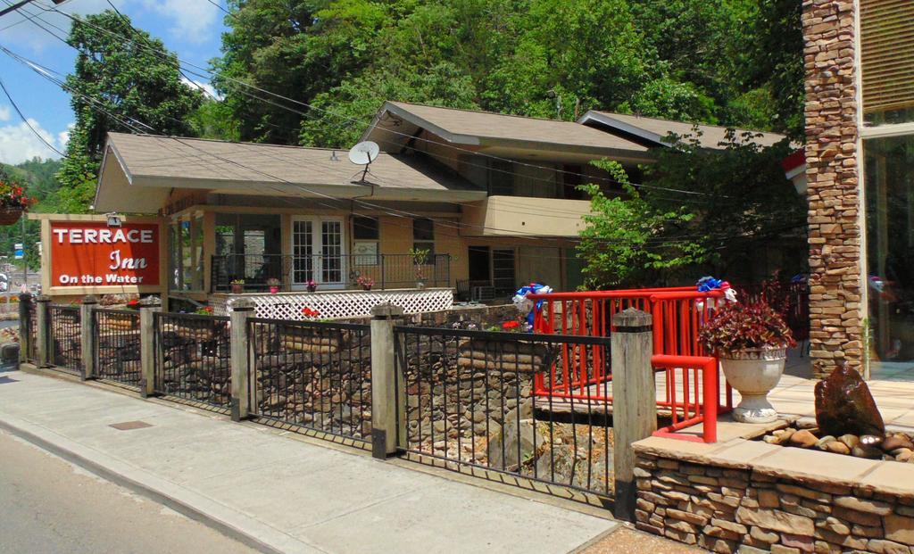 Terrace Inn On The Water Gatlinburg Esterno foto