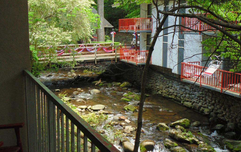 Terrace Inn On The Water Gatlinburg Camera foto